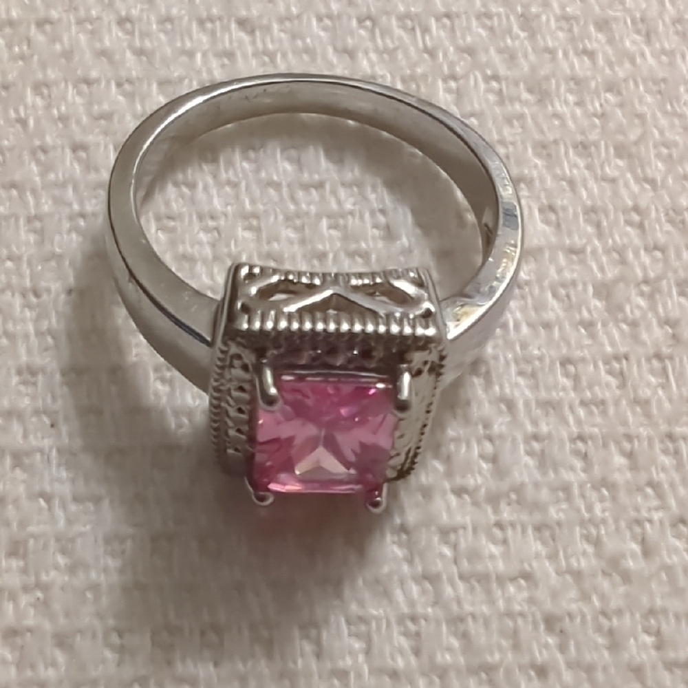 Elegant Pink Gemstone Ring